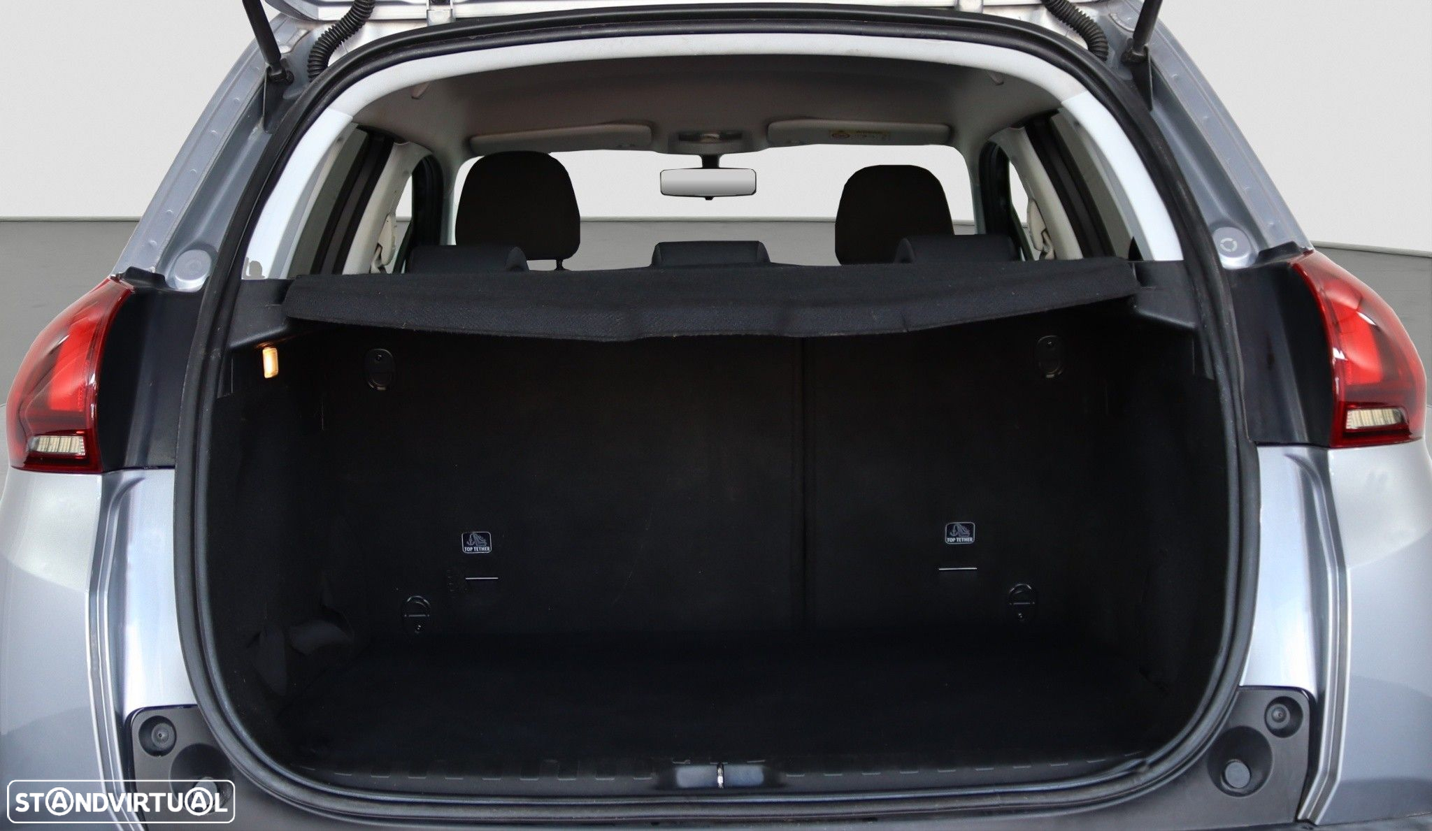 Peugeot 2008 - 14