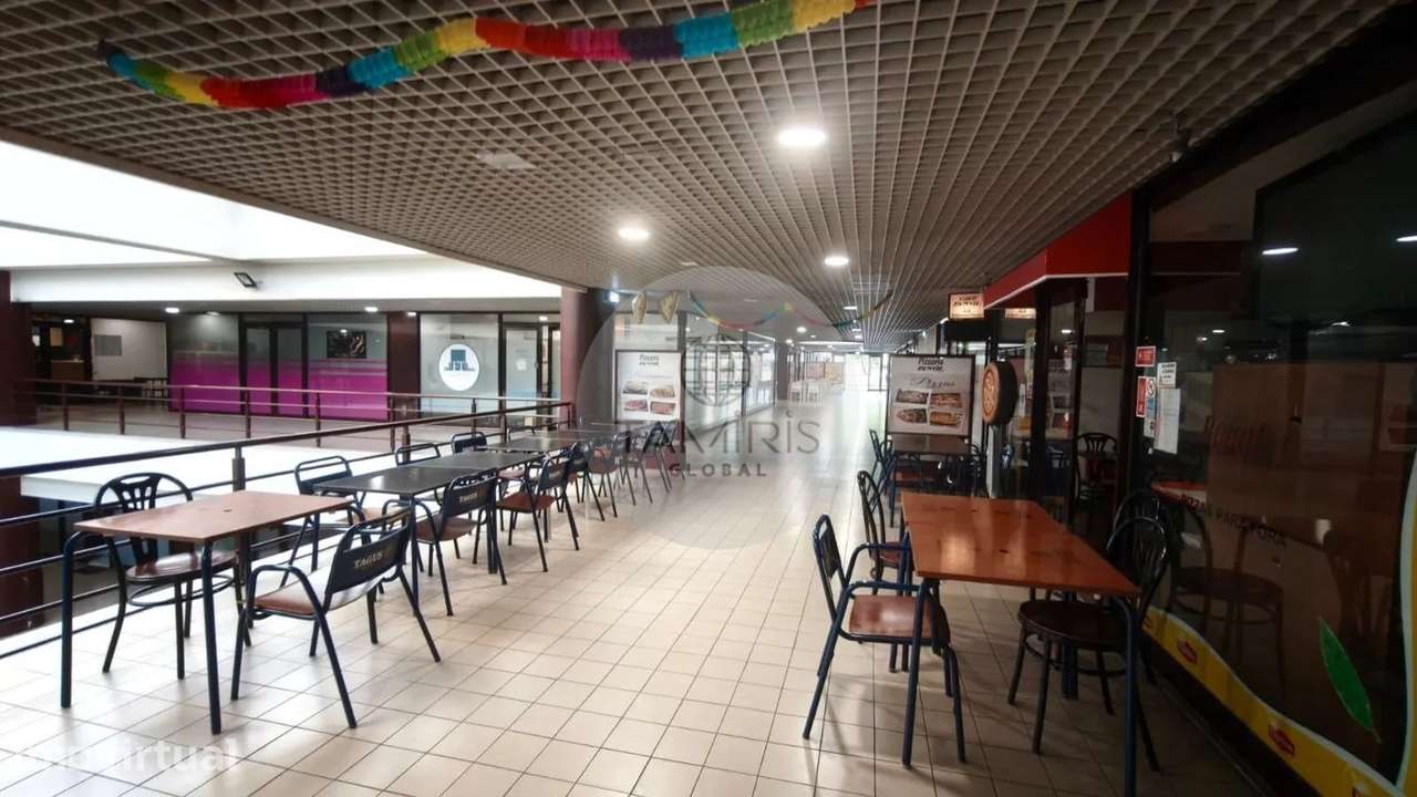 Excelente Espaço Comercial com 163 m² no Coração de Vila Nova de Gaia - Grande imagem: 2/22