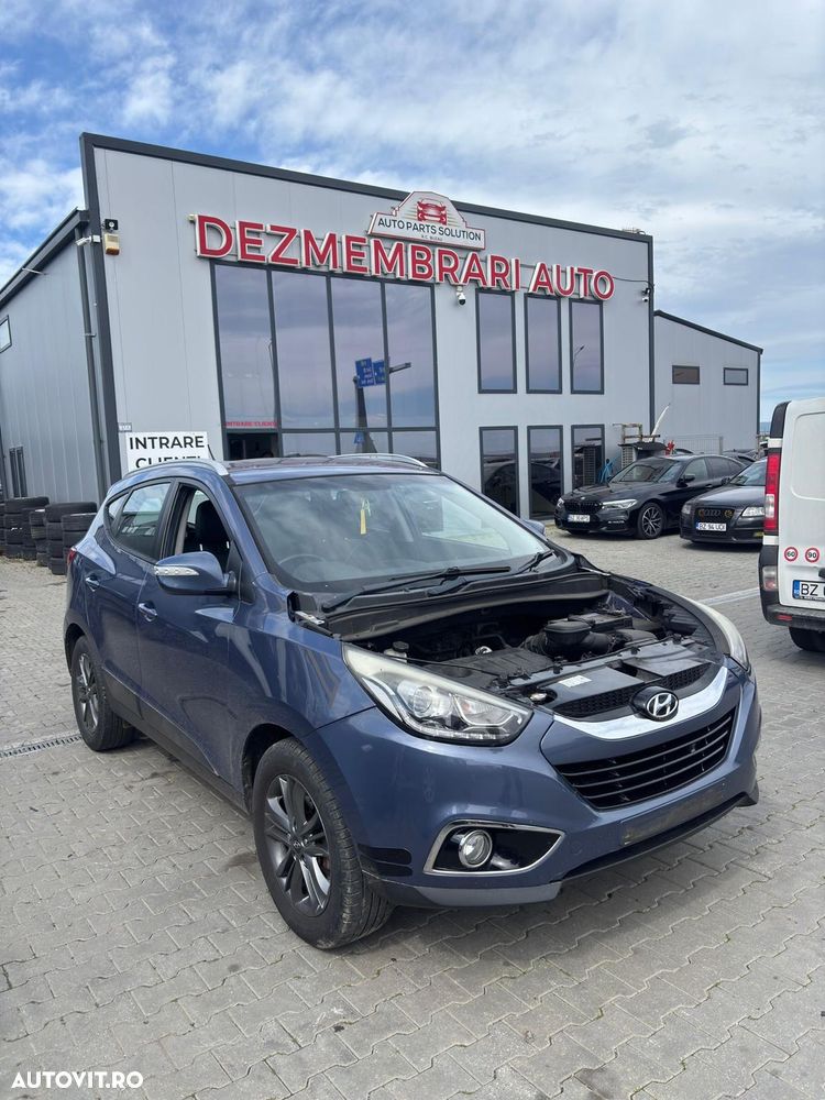 Dezmembram Hyundai IX35 1.7 diesel din 2015 - 1