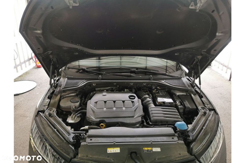Skoda Octavia 2.0 TDI RS DSG - 15