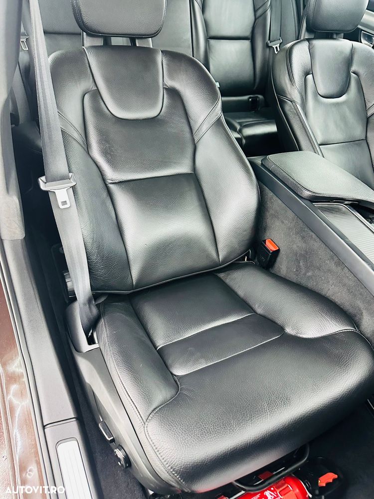 Volvo V90 D3 Momentum Pro - 22