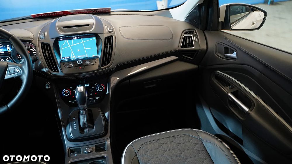 Ford Kuga - 25