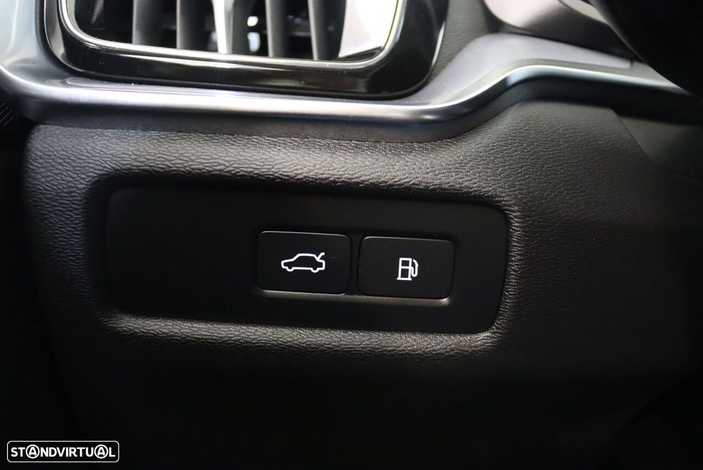 Volvo V60 2.0 T6 AWD TE Core - 19