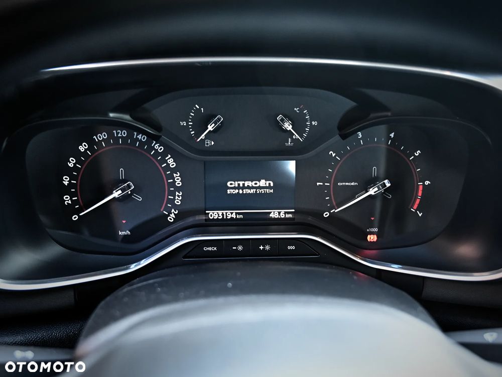 Citroën C5 Aircross 1.5 BlueHDi Live - 34