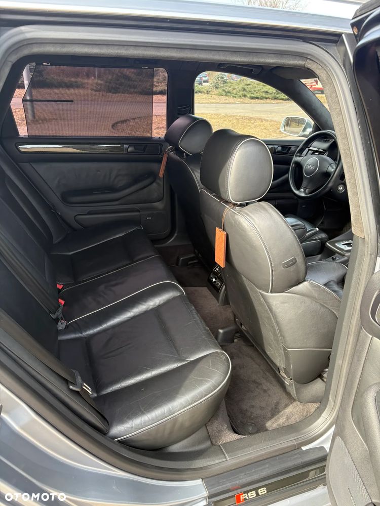 Audi RS6 Avant - 8