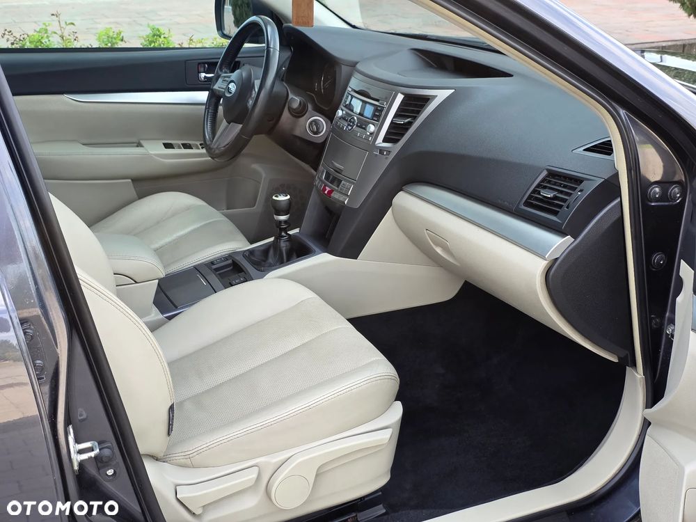 Subaru Outback - 7