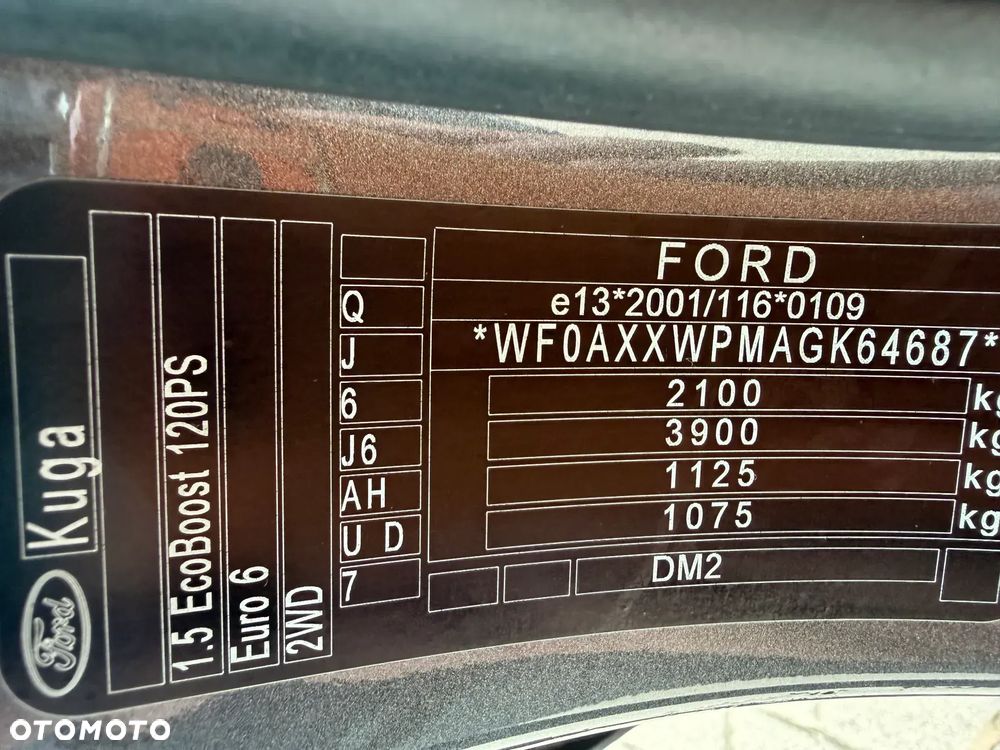 Ford Kuga 1.5 EcoBoost 2x4 Titanium - 40