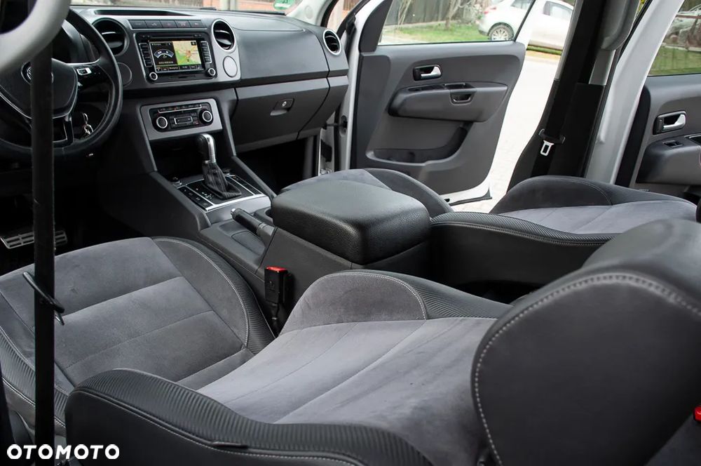 Volkswagen Amarok 2.0 BiTDI BMT Autm Dark Label - 9