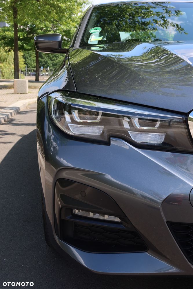 BMW Seria 3 320e M Sport sport - 10