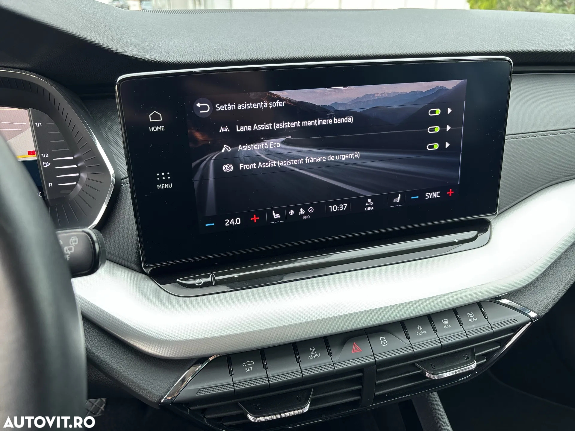 Skoda Octavia Combi 2.0 TDI DSG Ambition - 23