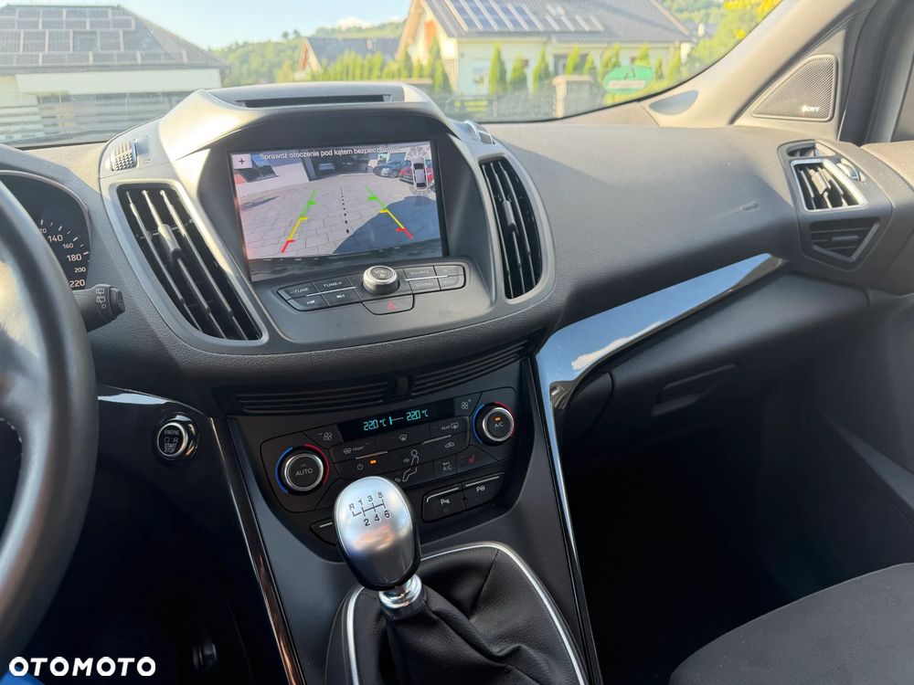Ford Kuga 2.0 TDCi AWD ST-Line - 7