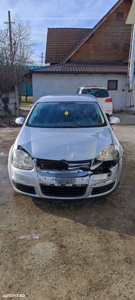 Dezmembrez volkswagen vw JETTA an 2007 cod BMM cutie DSG6 cod KCU LA7W - 1