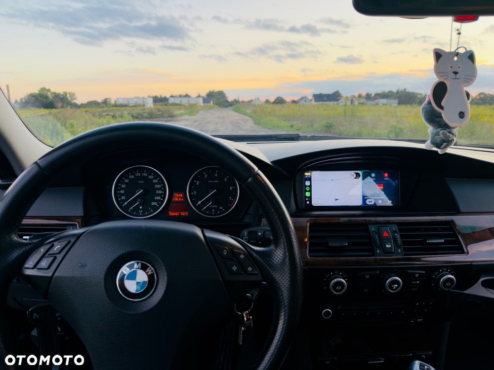BMW Seria 5 530i - 13