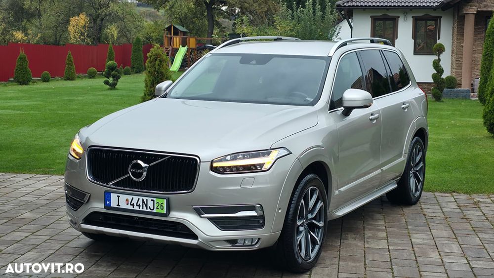 Volvo XC 90 - 9