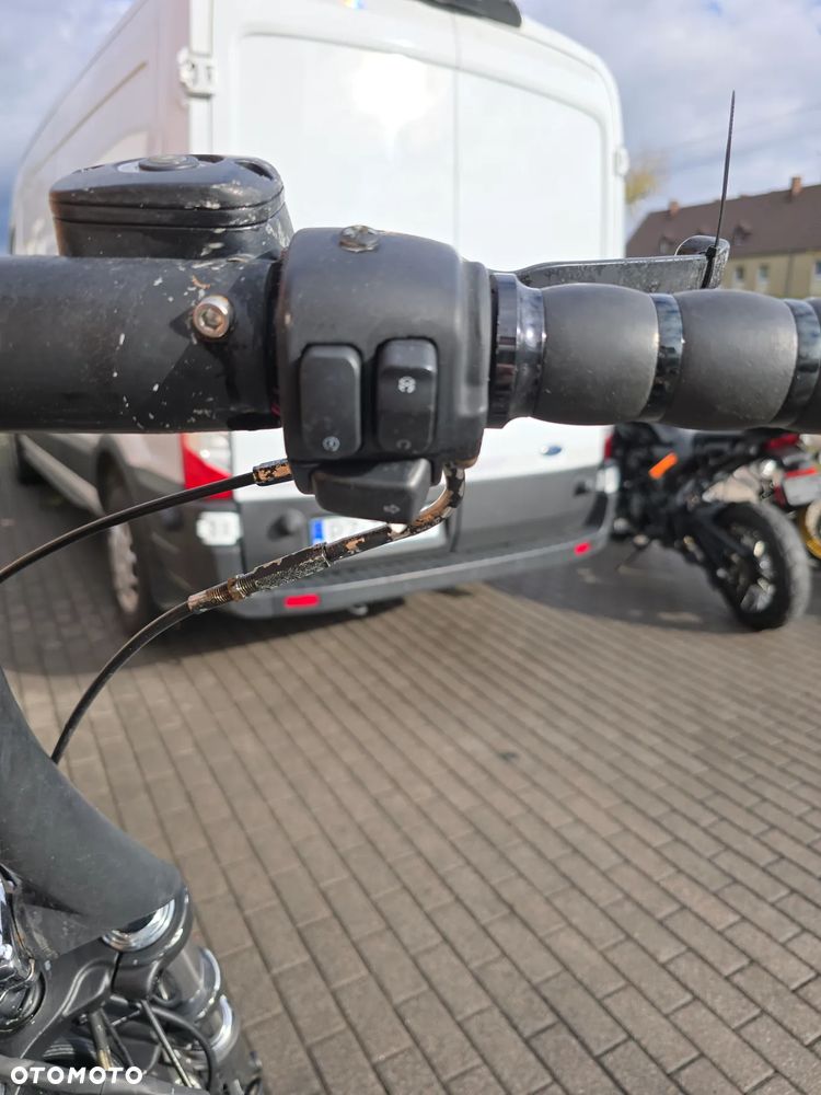 Harley-Davidson Dyna Fat Bob - 12