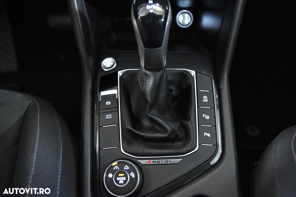Volkswagen Tiguan - 17