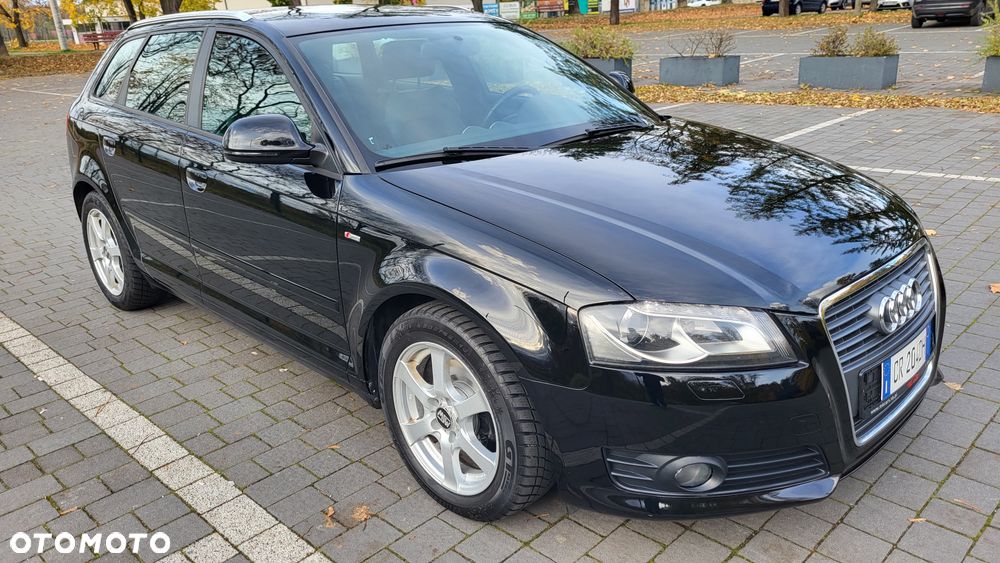 Audi A3 3-drzwiowe 1.4 TFSI S line Sportpaket - 3