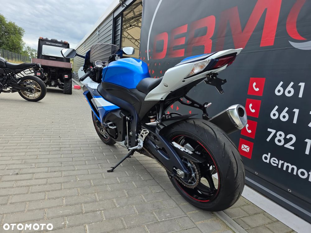 Suzuki GSX-R - 6