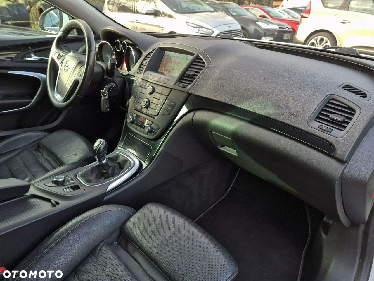 Opel Insignia - 30