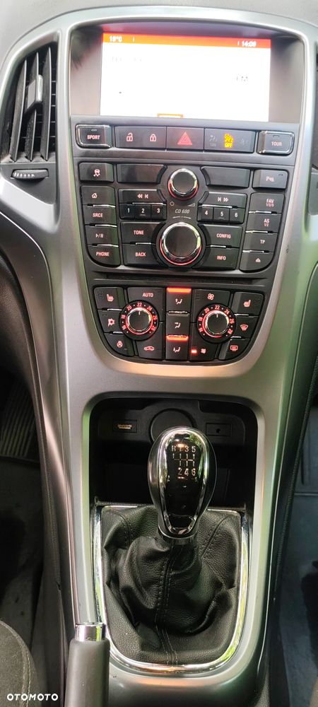 Opel Astra 2.0 CDTI Cosmo - 7
