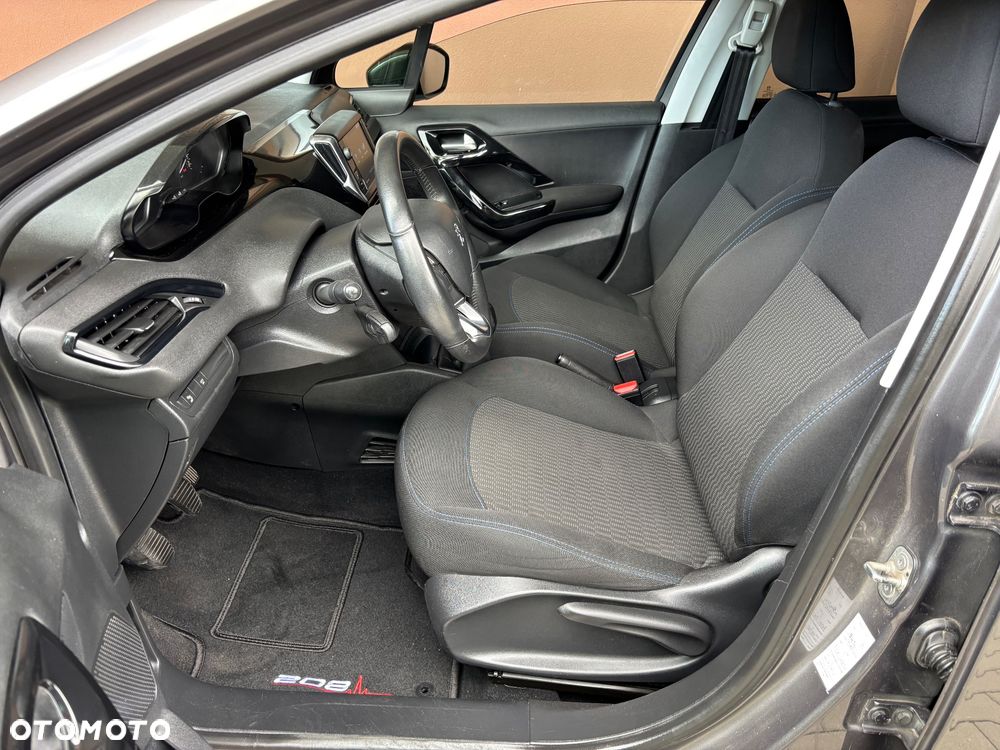 Peugeot 208 1.2 VTi Allure - 7