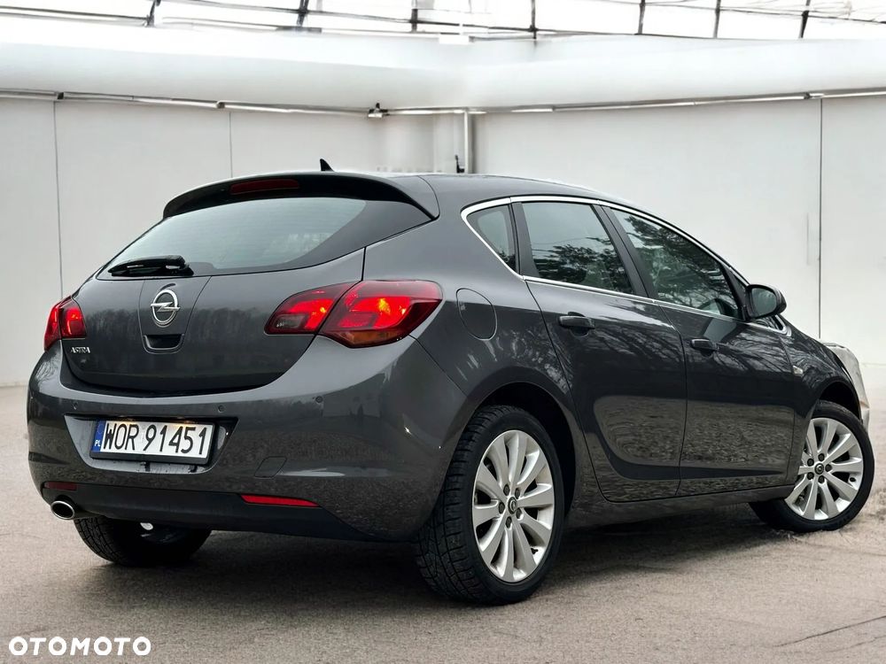 Opel Astra 1.4 T Cosmo - 16