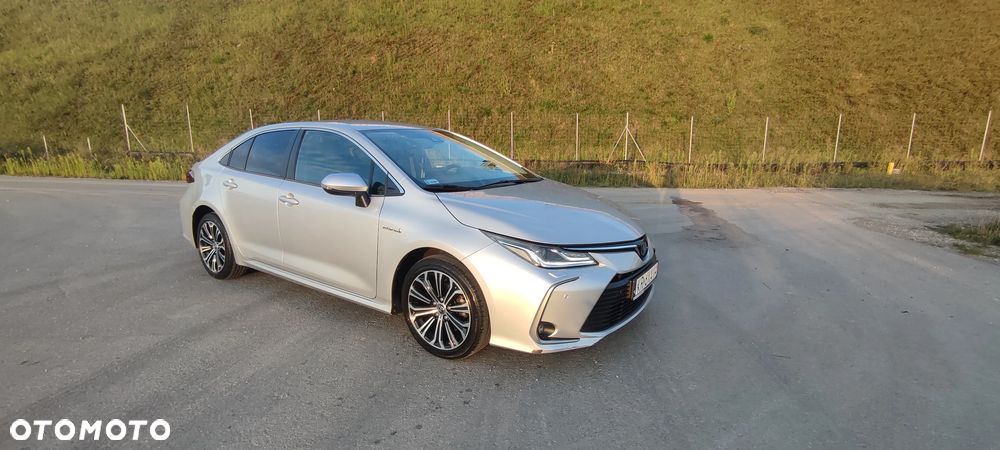 Toyota Corolla 1.8 Hybrid Comfort - 10