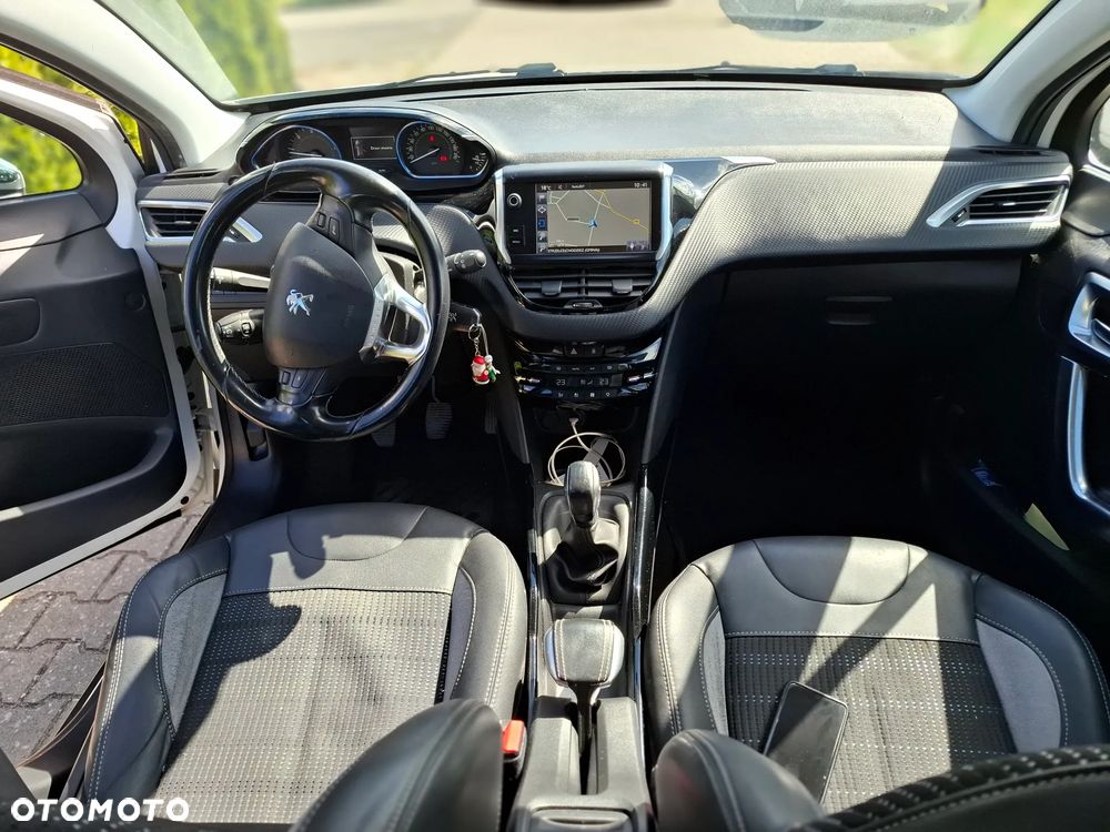 Peugeot 2008 BlueHDi 100 STOP & START Active - 19