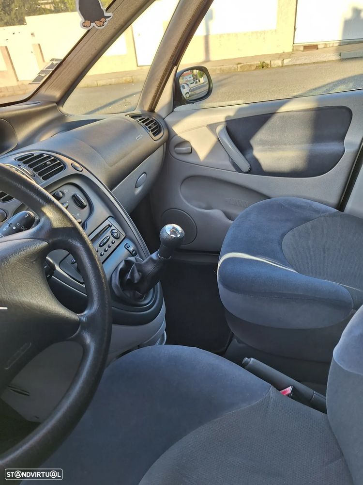 Citroën Xsara Picasso 1.6 HDi Confort - 13