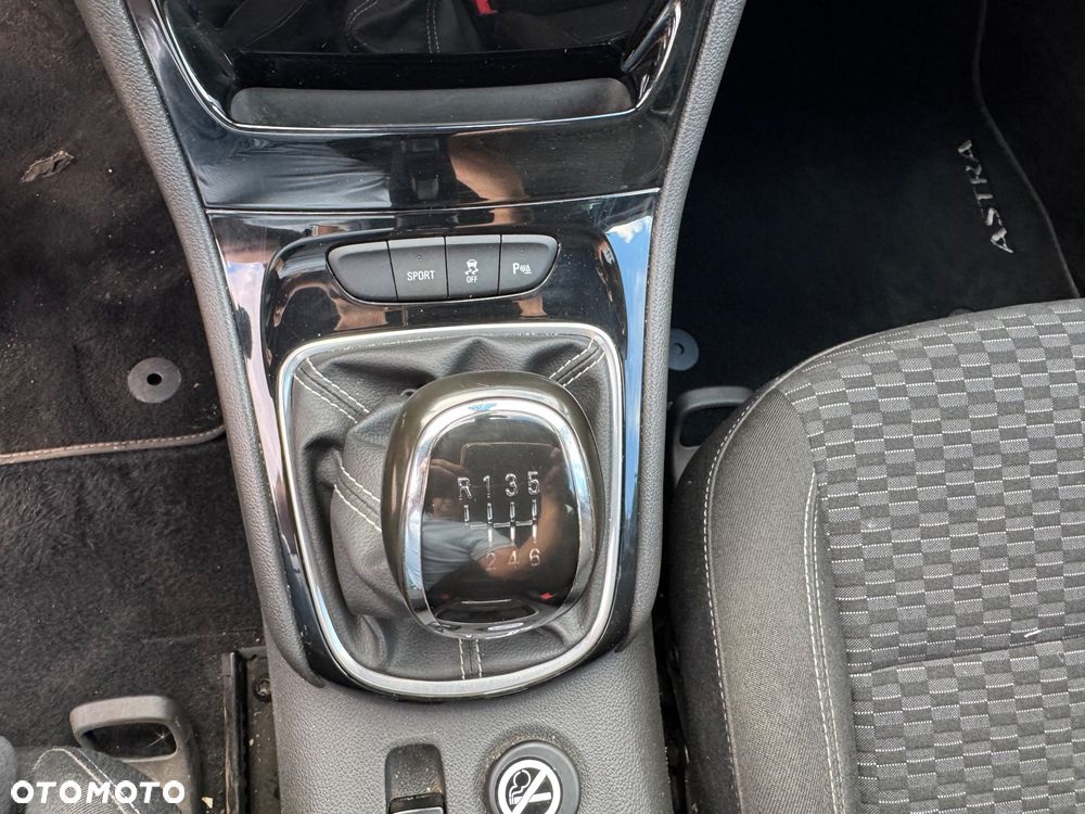 Opel Astra 1.4 Turbo Start/Stop Innovation - 18