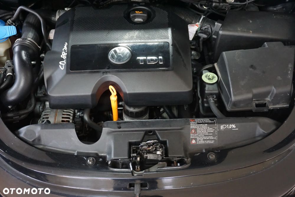 Volkswagen New Beetle 1.9 TDI DPF United - 17