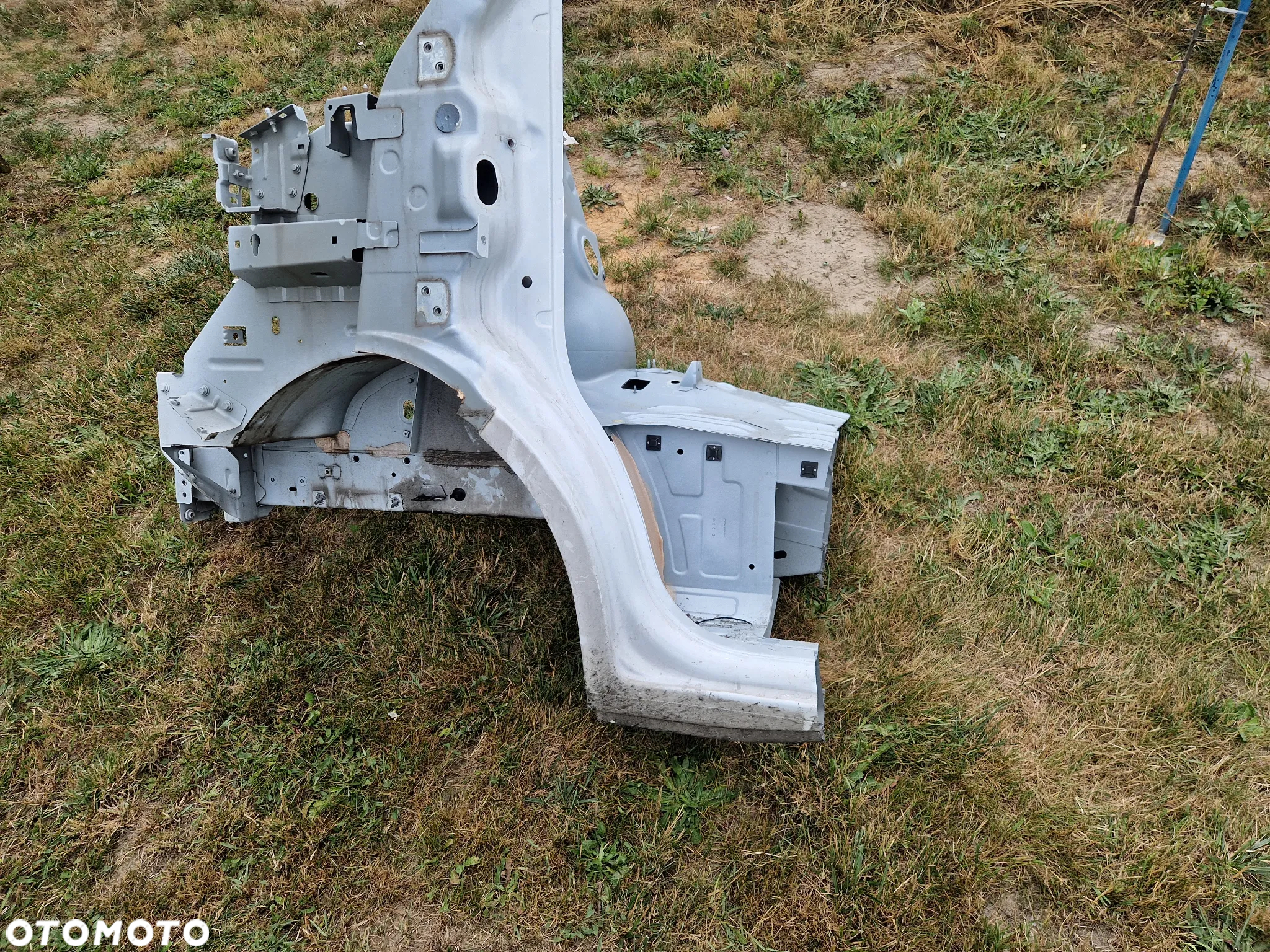 PODŁUŻNICA LEWA PRAWA RENAULT MASTER IV - 12