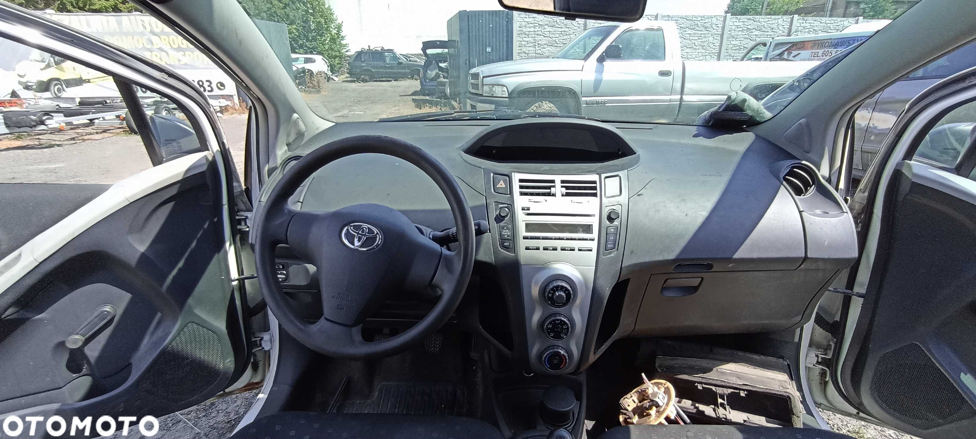 toyota yaris 1.4 1ndyv  d4d lak 068 d4d 90km samochód na części - 7