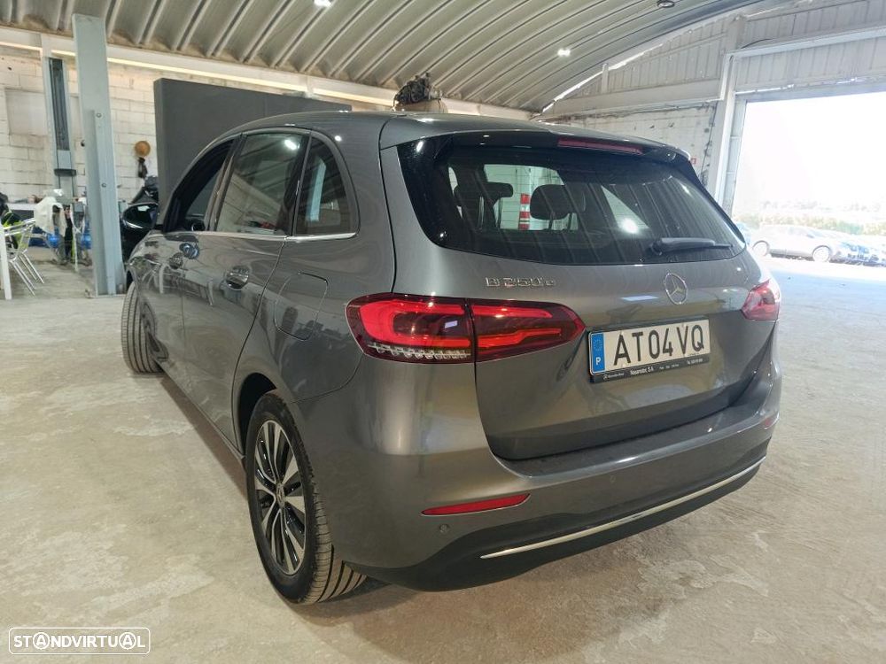 Mercedes-Benz B 250 e Style Plus - 3