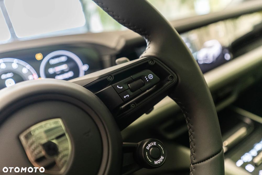 Porsche Cayenne Turbo E-Hybrid PHEV - 20