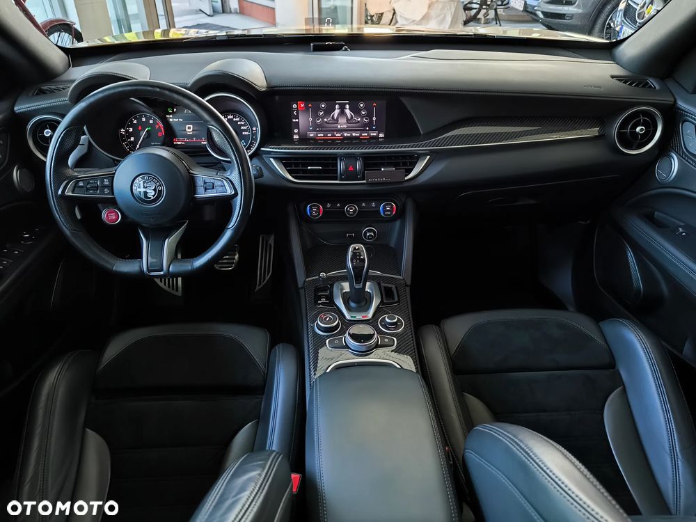 Alfa Romeo Stelvio 2.9 V6 Bi-Turbo Quadrifoglio Q4 - 14