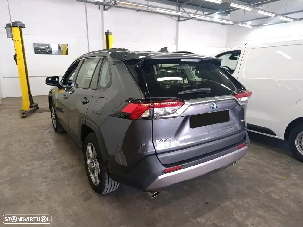 Toyota RAV4 2.5 HDF Comfort - 6