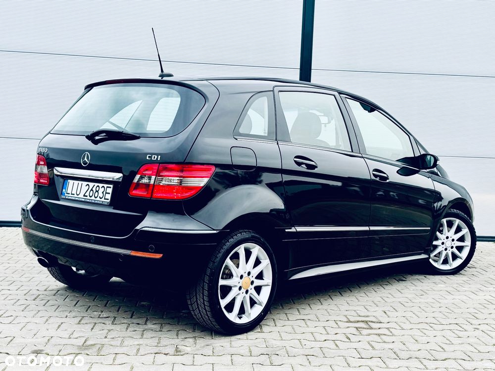 Mercedes-Benz Klasa B 180 CDI - 24