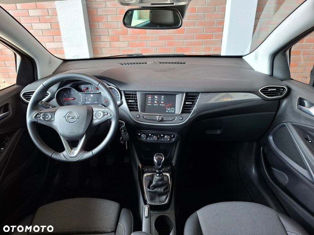 Opel Crossland X - 16