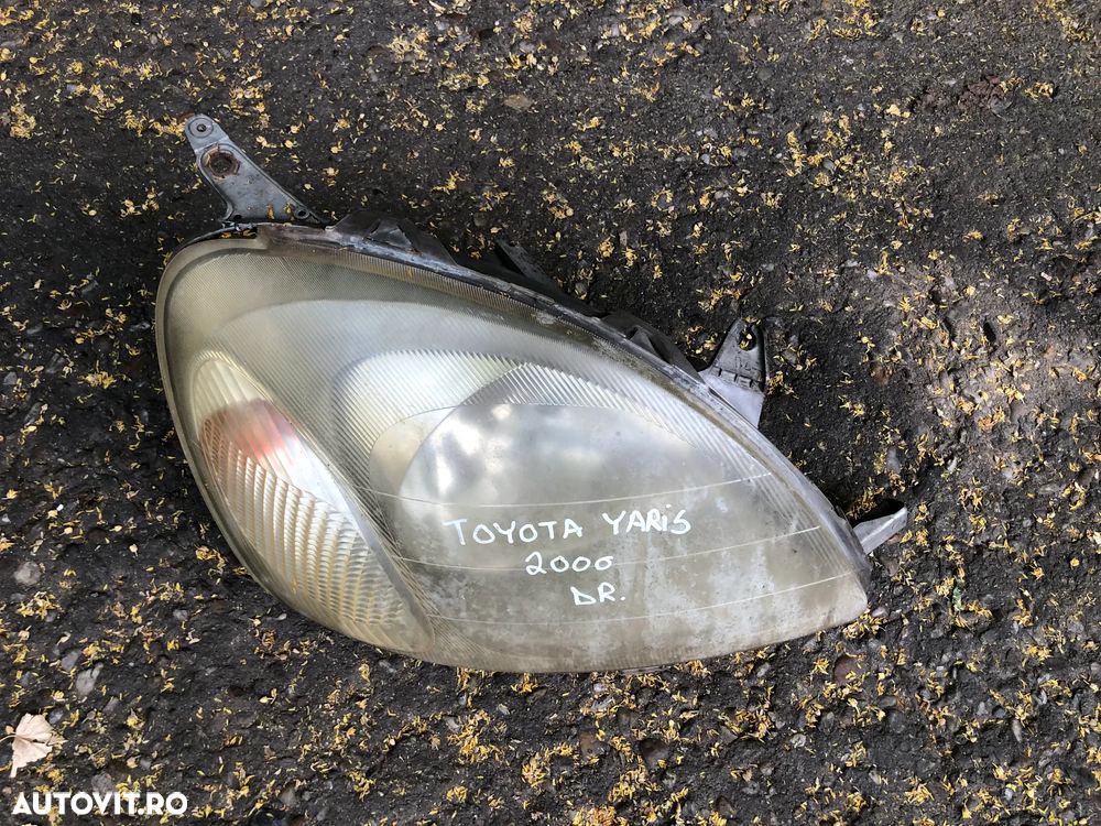 Far dreapta Toyota Yaris 2001 - 4