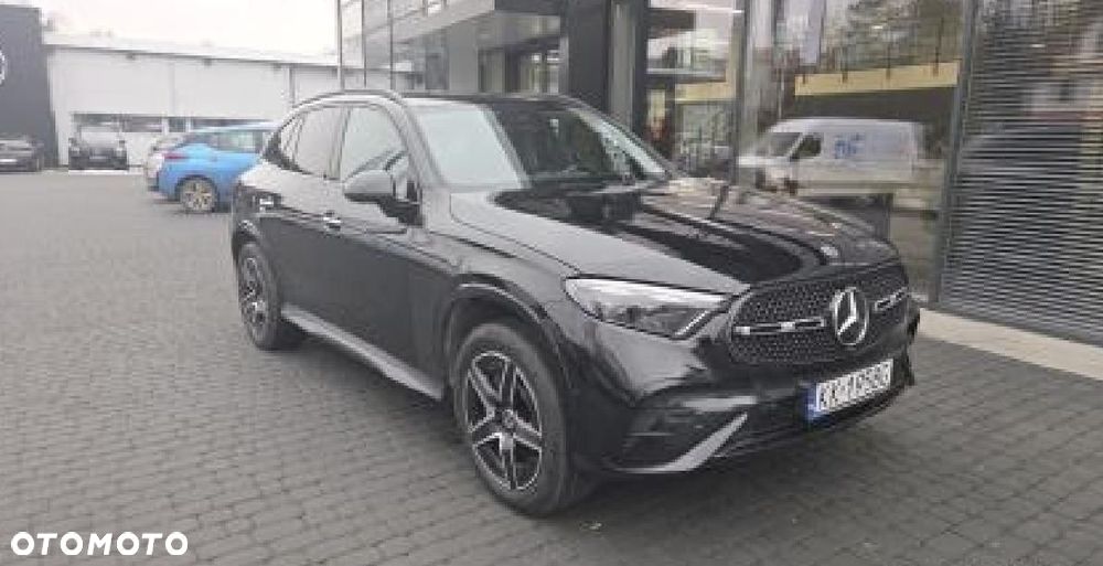Mercedes-Benz GLC 300 e PHEV 4-Matic AMG Line - 2