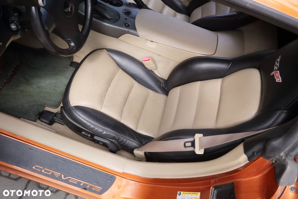 Chevrolet Corvette 6.0 V8 - 8