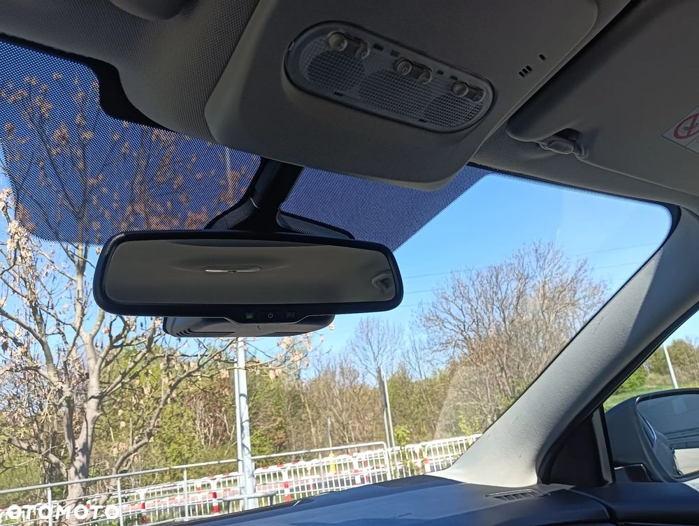 Nissan Qashqai 1.2 DIG-T N-Vision - 35