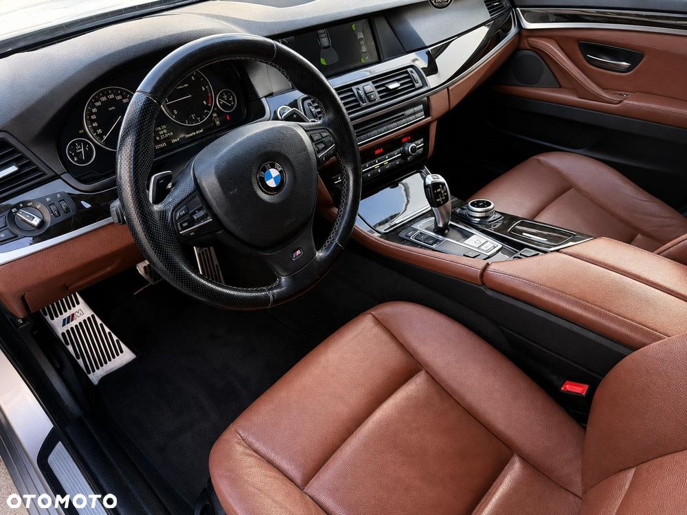 BMW Seria 5 520d Luxury Line - 14
