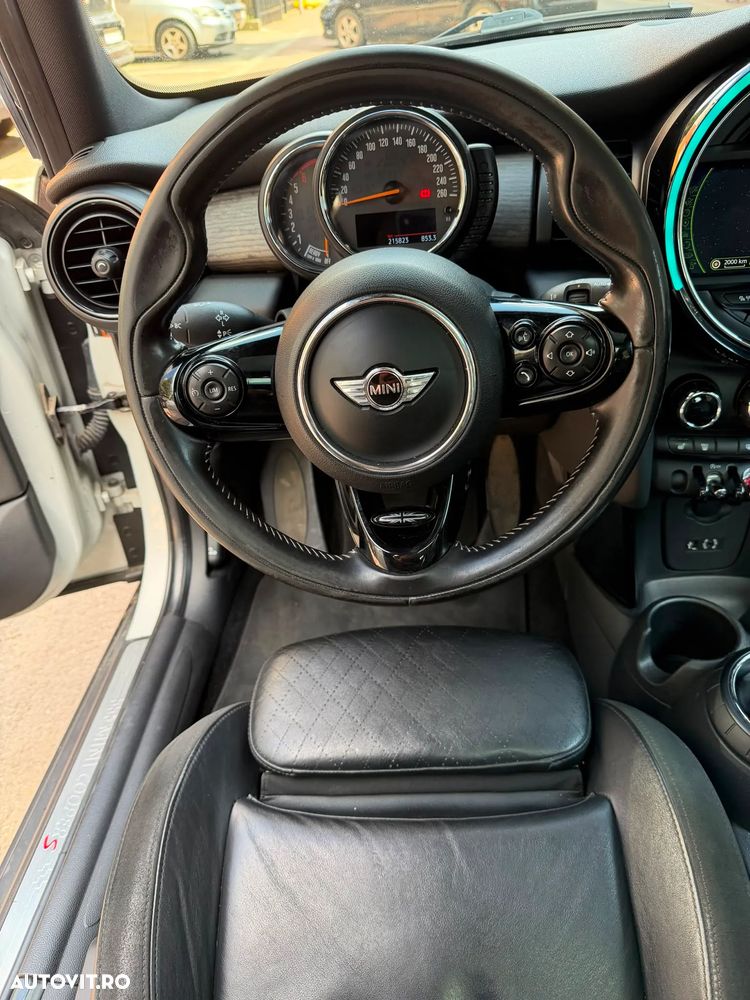 Mini Cooper SD - 8
