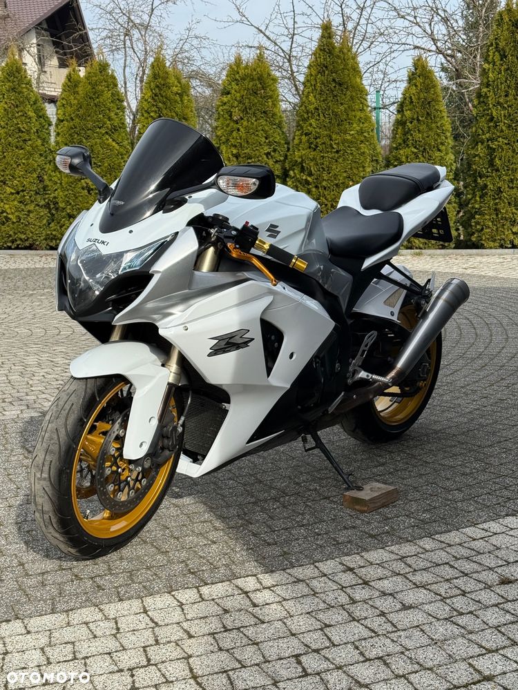 Suzuki GSX-R - 4