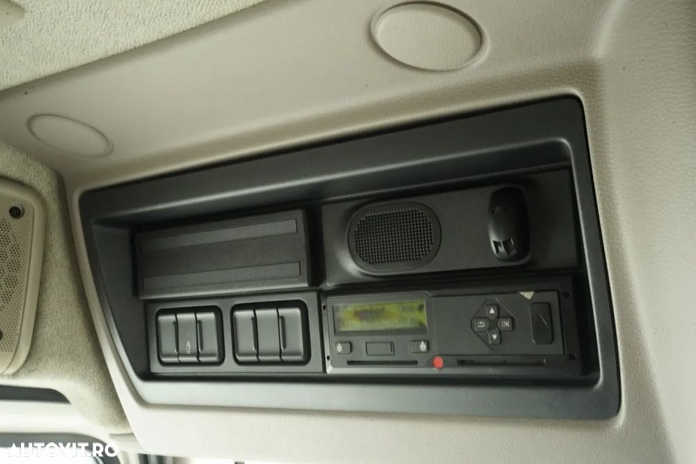 DAF LF 260 / 4X2 / LIVRARE - 7.30 + HDS HYVA HC 153 / RADIOCOMANDĂ / ROTATOR / AUTOMATĂ / EURO 6 - 35