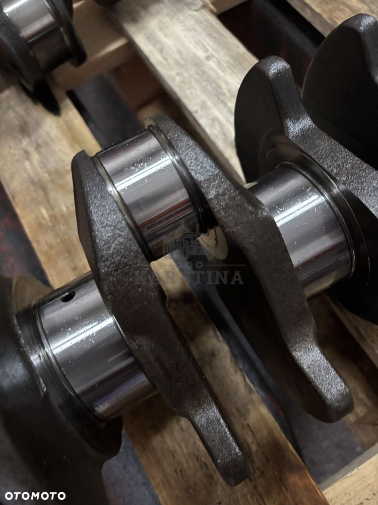 Deutz BF6M1012 - wał korbowy 04204215R 02929935 - 5