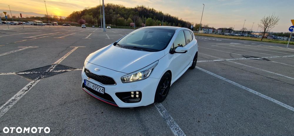 Kia Ceed - 2