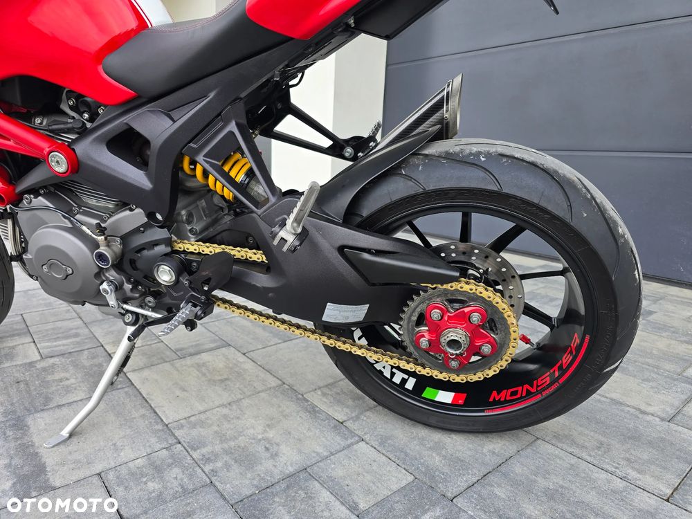 Ducati Monster - 12